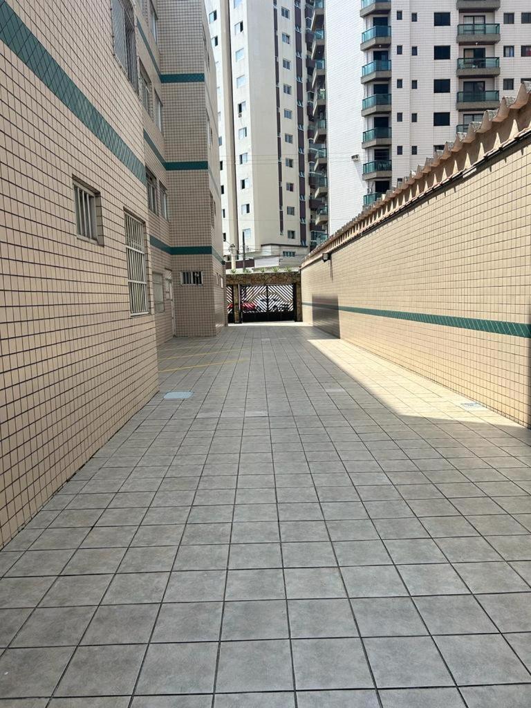Апартаменти Apartamento A Um Minuto Da Praia Прая-Гранді Екстер'єр фото
